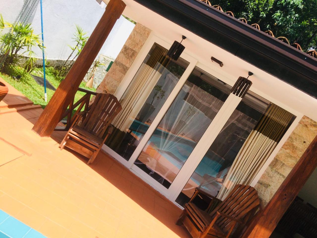 Villa Kandy Exterior foto